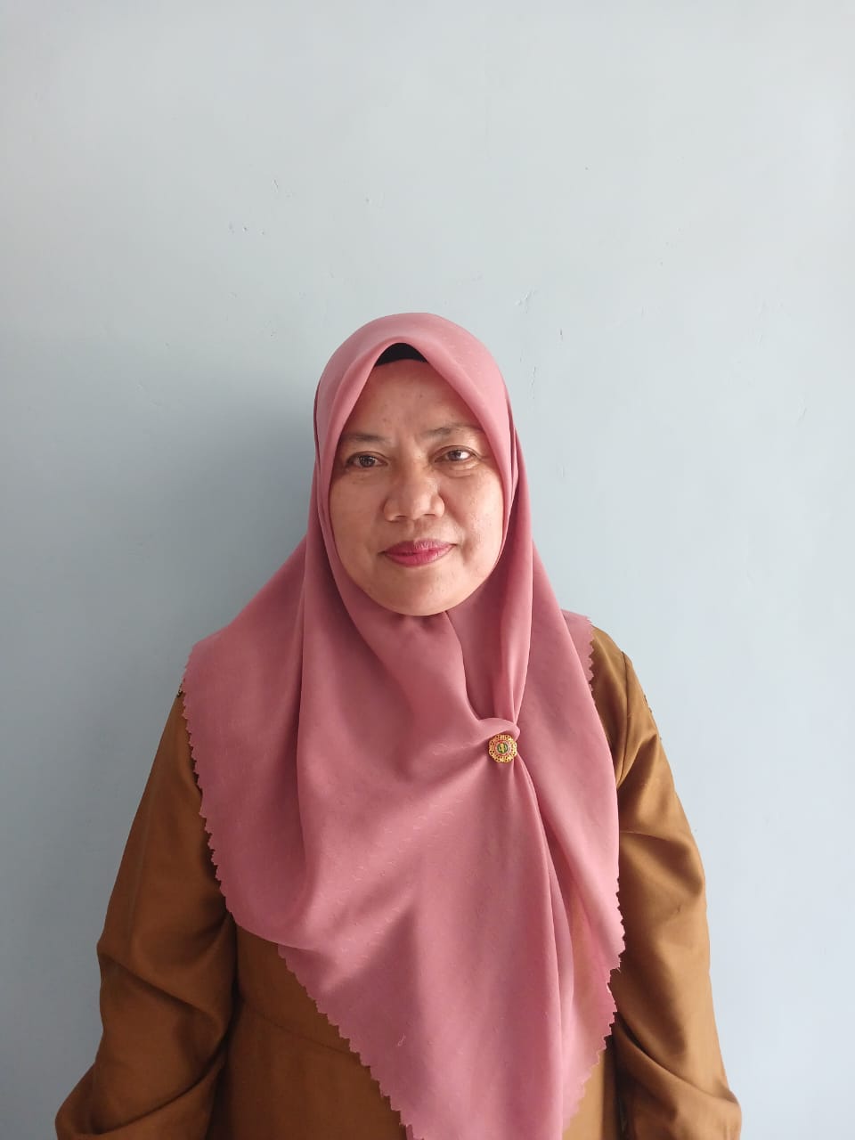 Rosdiana Salam, S. Pd